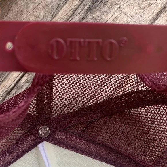 Vintage The Judds Concert Hat by OTTO Maroon and White Mesh Trucker Cap - Picture 11 of 13